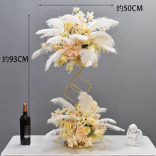 Load image into Gallery viewer, 100 white Ostrich feathers for wedding centerpiece