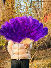 Load image into Gallery viewer, 20x36inch Large Gold Ostrich Feather Fan Burlesque Dance feather fan Bridal Bouquet