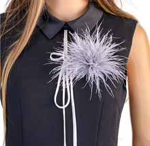 Load image into Gallery viewer, 1 PCS Antique Off White Ostrich Feathers hair clip pin, Art Deco Dress Clip, Bridal, Wedding, Various Styles