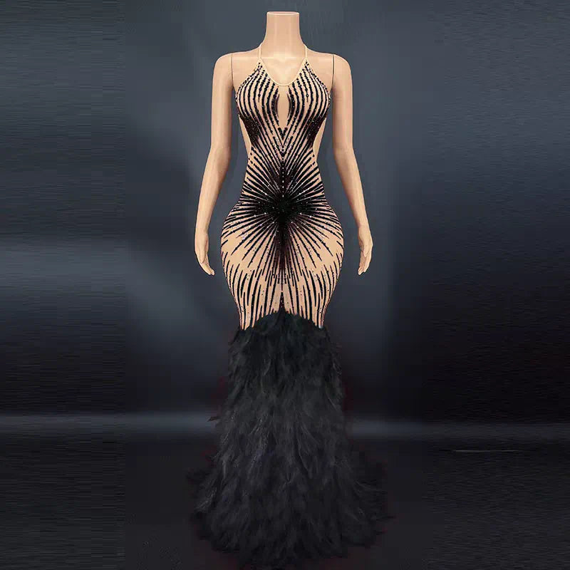 Luxury Burlesque Feather Dress - Sparkling Showgirl Costume for Stage Performance & Cabaret