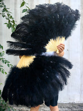 Load image into Gallery viewer, black ostrich feather fan for burlesque dance