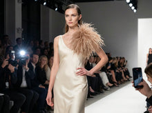 Load image into Gallery viewer, Nude ostrich feather brooch, elegant accessory for wedding dresses, evening gowns and bridal looks