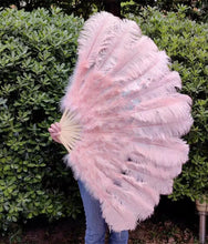 Load image into Gallery viewer, ostrichfeatherfanblush70cm - Dancefeathers