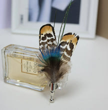 Load image into Gallery viewer, Peacock feather boutonniere for groom, unique lapel pin for wedding and prom suits