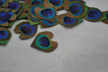 Load image into Gallery viewer, 100 10-12inch Heart shape Peacock Feathers for wedding centerpiece - Dancefeather