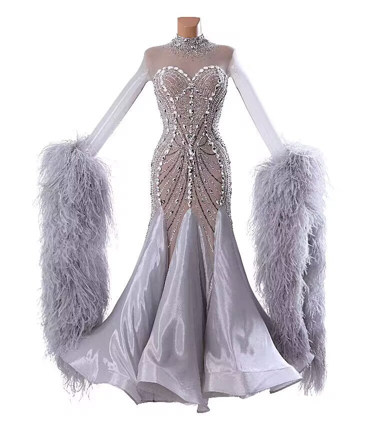 Elevate Your Style: The Timeless Allure of Feather Boas
