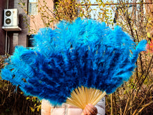 Load image into Gallery viewer, 90X50CM Large Turquoise Ostrich Feather Fan Burlesque Dance feather fan Bridal Bouquet
