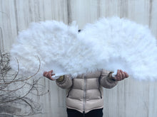 Load image into Gallery viewer, 80x45cm Large White Feather Fan Burlesque Dance feather fan Bridal Bouquet
