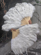 Load image into Gallery viewer, One Fan 20x36inch Large Feather Fan Green Ostrich Feather Fan Burlesque Dance Bridal Bouquet
