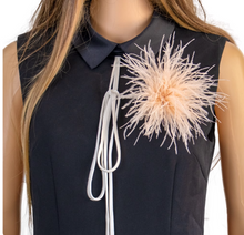 Load image into Gallery viewer, 1 PCS Antique Off White Ostrich Feathers hair clip pin, Art Deco Dress Clip, Bridal, Wedding, Various Styles
