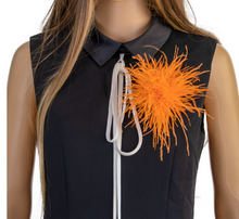 Load image into Gallery viewer, 1 PCS Antique Off White Ostrich Feathers hair clip pin, Art Deco Dress Clip, Bridal, Wedding, Various Styles
