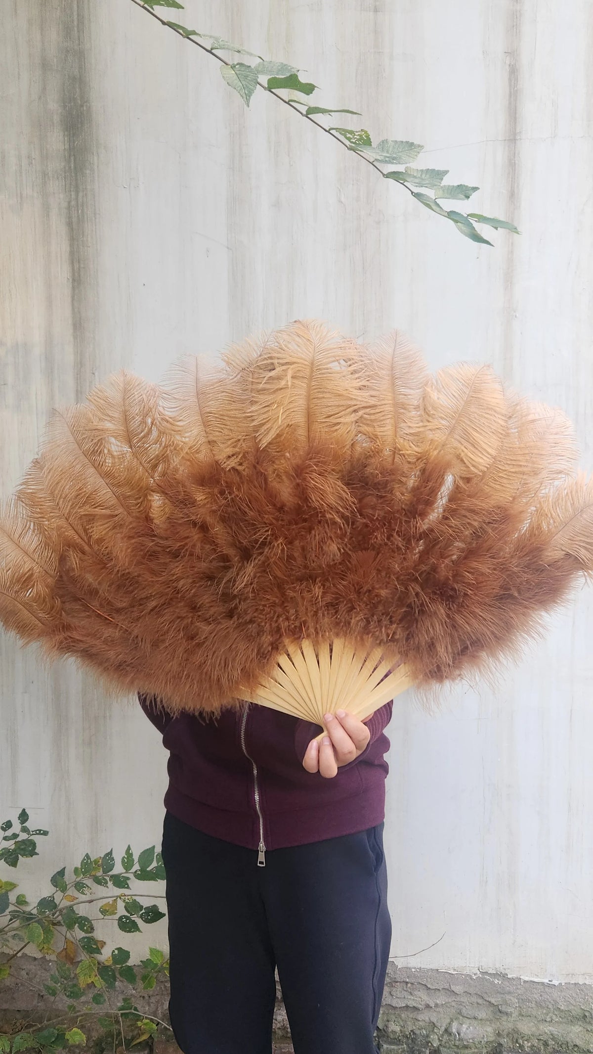 Large brown ostrich feather fan, warm-toned fluffy fan for stage performances, burlesque and themed events