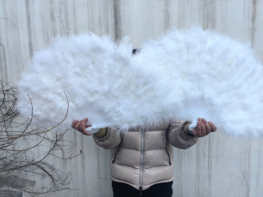Large white marabou feather fan, soft and elegant fan for wedding photoshoots, performances and events