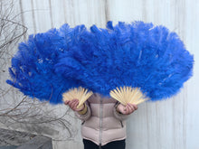 Load image into Gallery viewer, royal blue ostrich_feather_fan for burlesque dance
