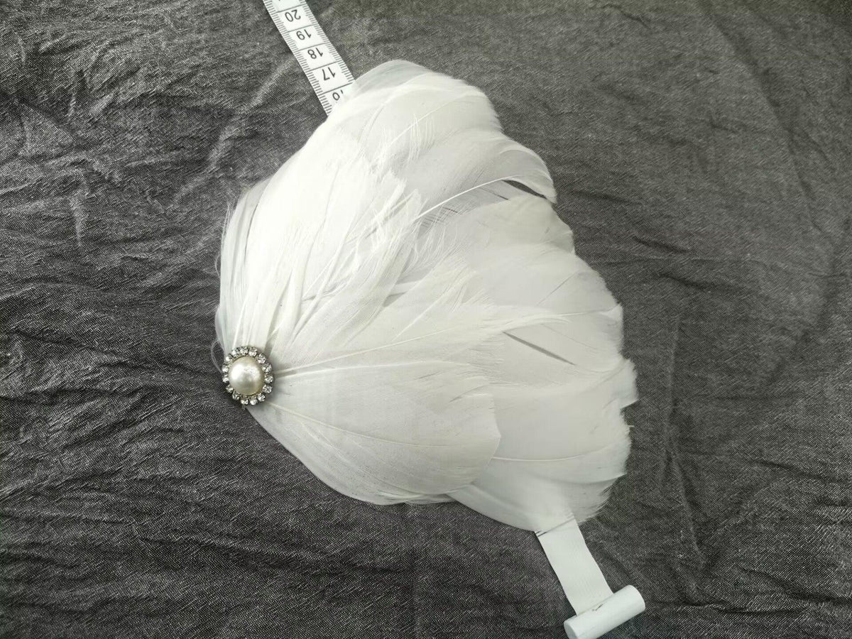 White feather hair pin, elegant hair accessory for weddings, proms, parties and special occasions