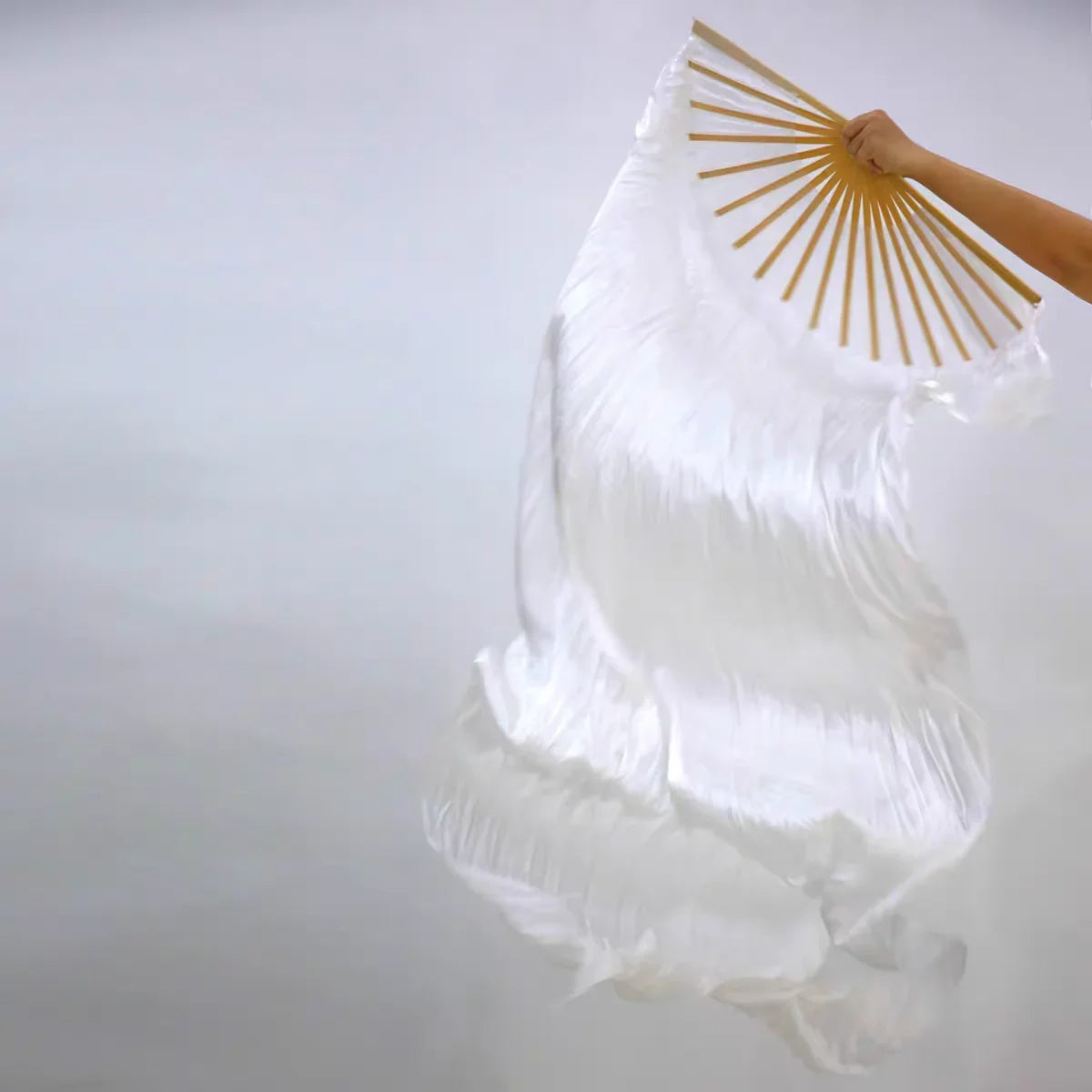 Pure white silk veil fan, elegant handheld fan for weddings, performances, photoshoots and special occasions