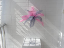 Load image into Gallery viewer, 50 Pink &amp; 50 Silver Ostrich feathers for wedding centerpiece - Dancefeather
