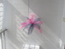 Load image into Gallery viewer, 50 Pink &amp; 50 Silver Ostrich feathers for wedding centerpiece - Dancefeather
