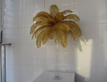 Load image into Gallery viewer, 100 Gold Ostrich feathers for wedding centerpiece - Dancefeather
